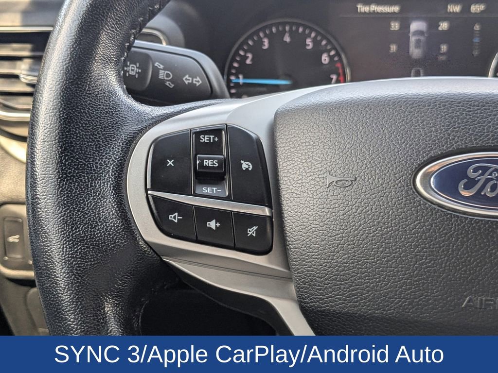 Used 2021 Ford Explorer XLT image 25