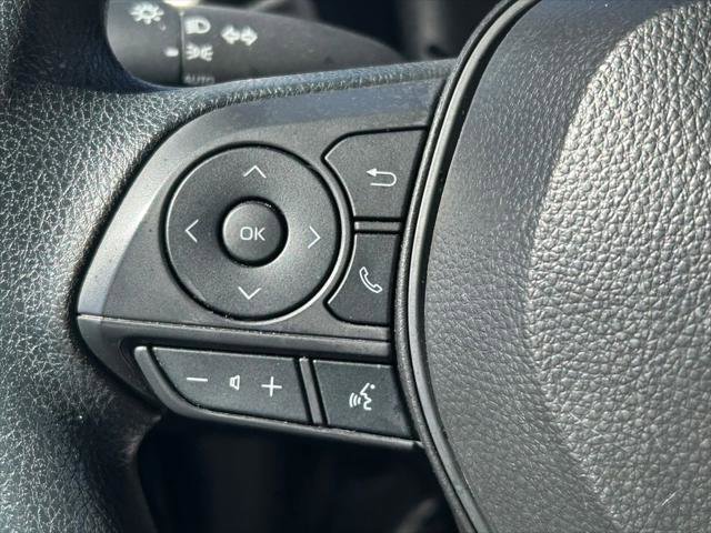 Certified 2025 Toyota Corolla LE FWD image 31