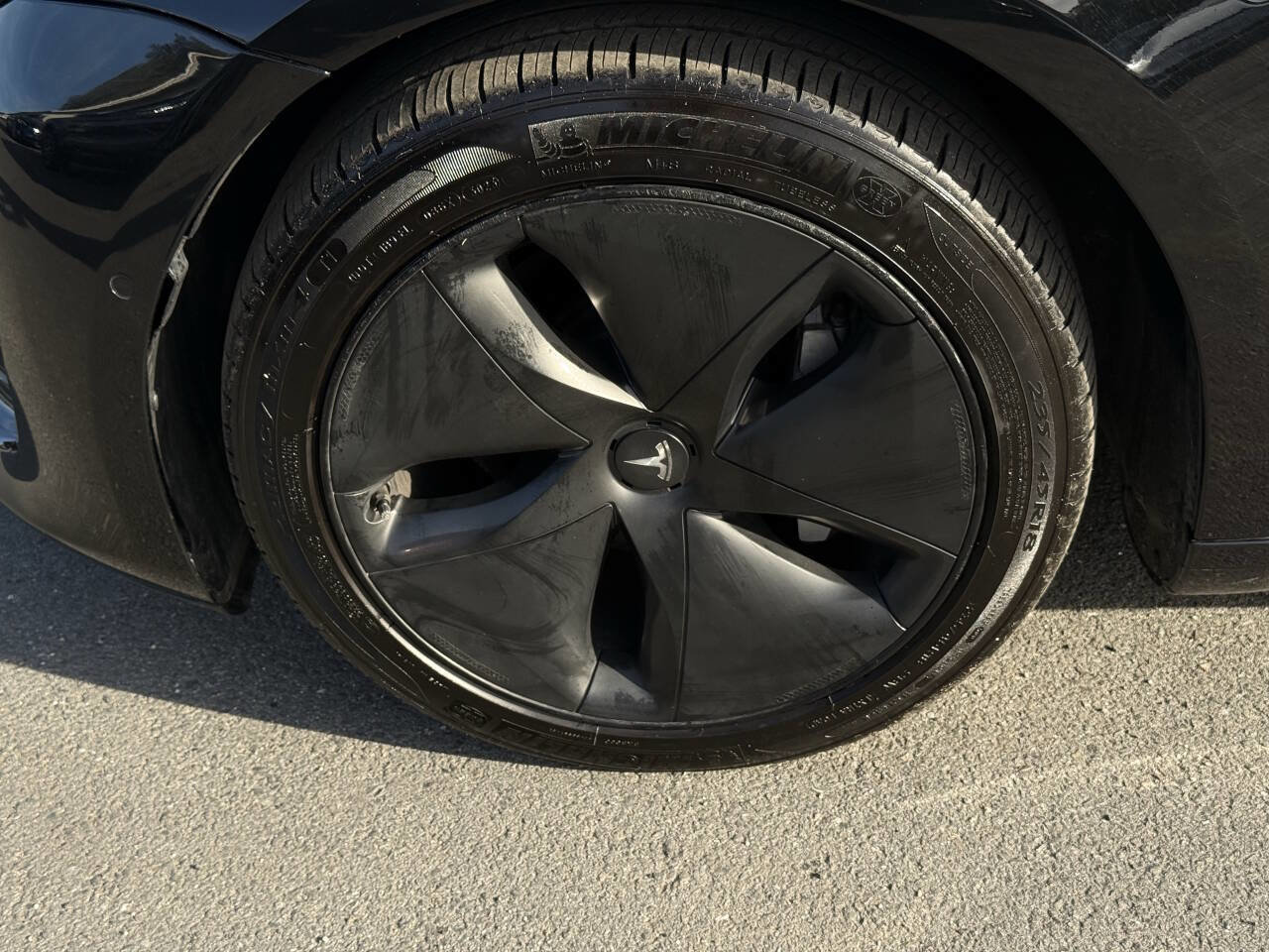 Used 2018 Tesla Model 3 Long Range image 28