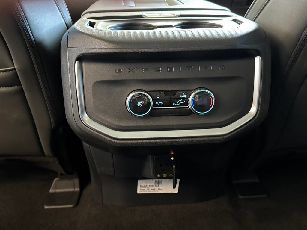 New 2026 Ford Expedition Active AWD/4WD image 25