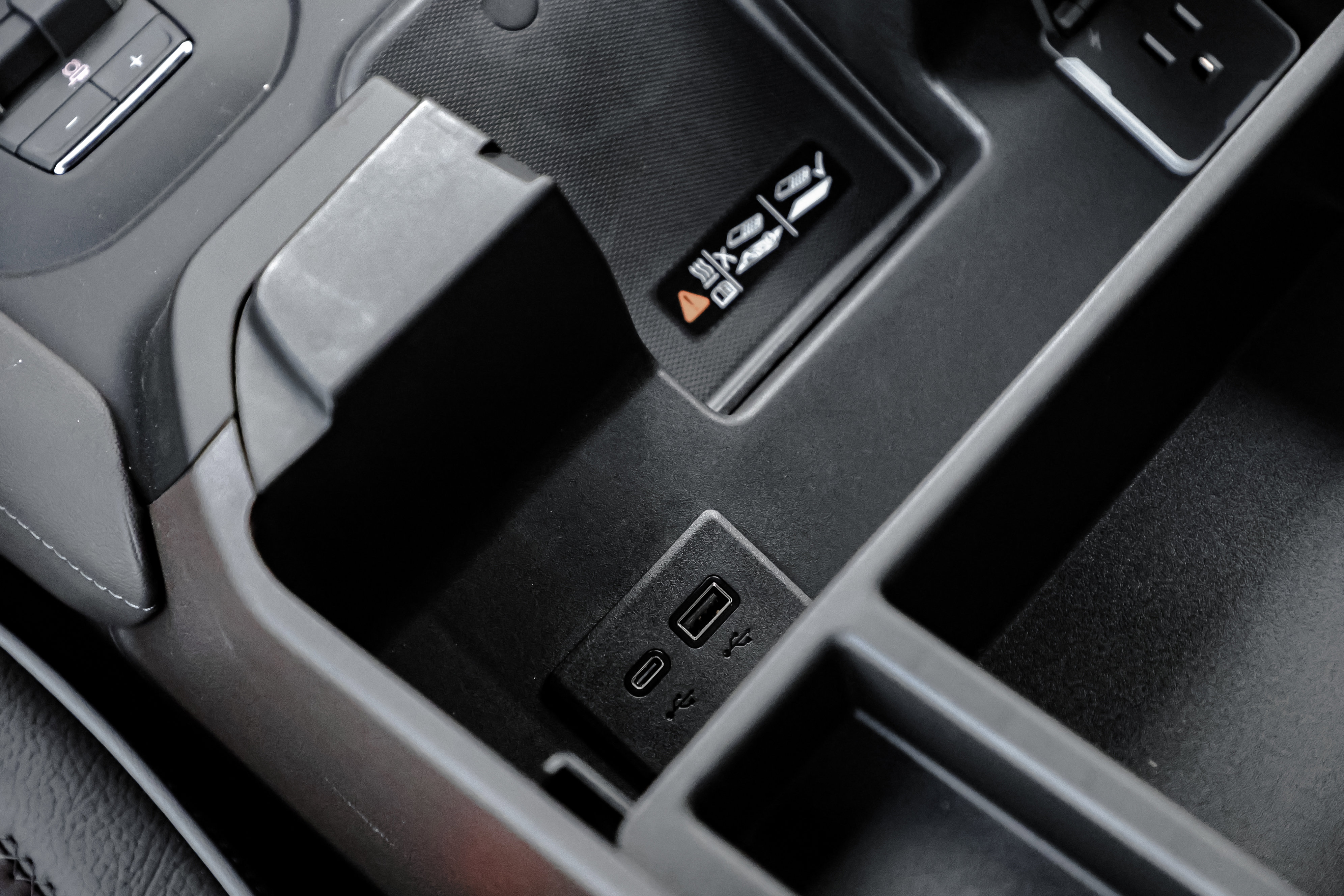 New 2026 GMC Sierra 2500 Denali w/ Denali Reserve Package image 32