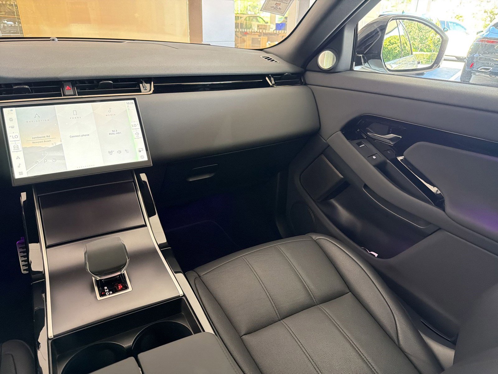 Certified 2026 Land Rover Range Rover Evoque Dynamic SE AWD/4WD image 29
