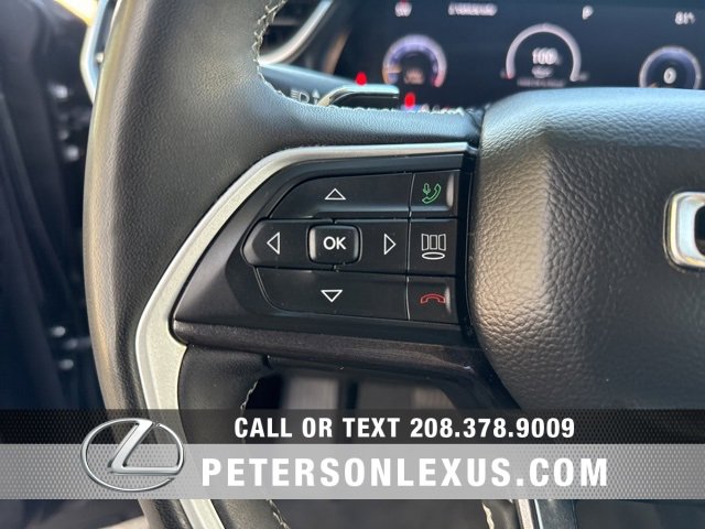 Used 2023 Jeep Grand Cherokee L Laredo image 23