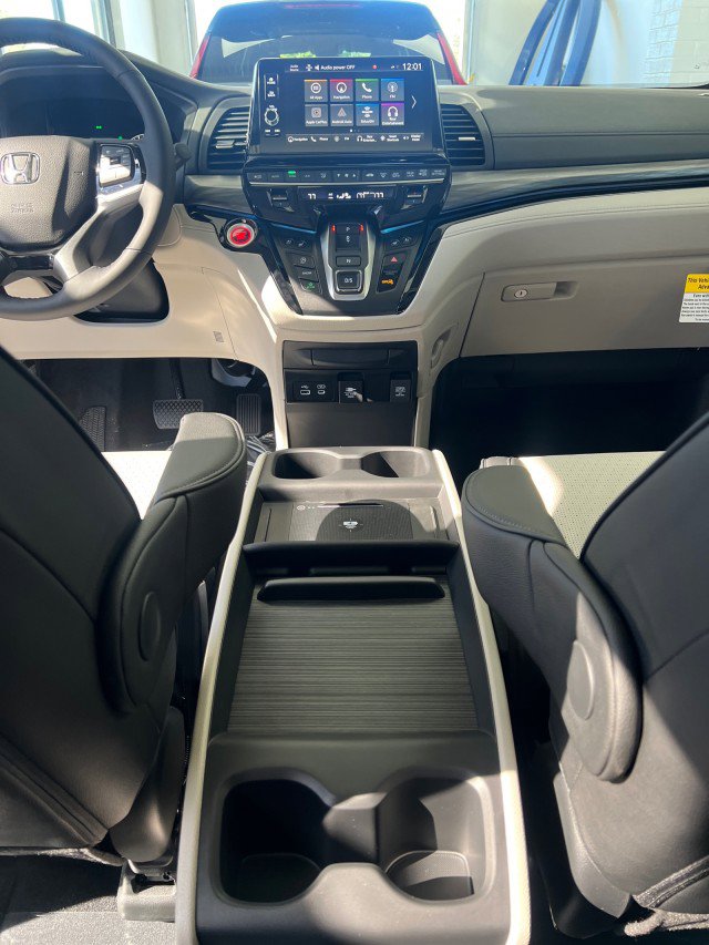 New 2026 Honda Odyssey Elite image 20
