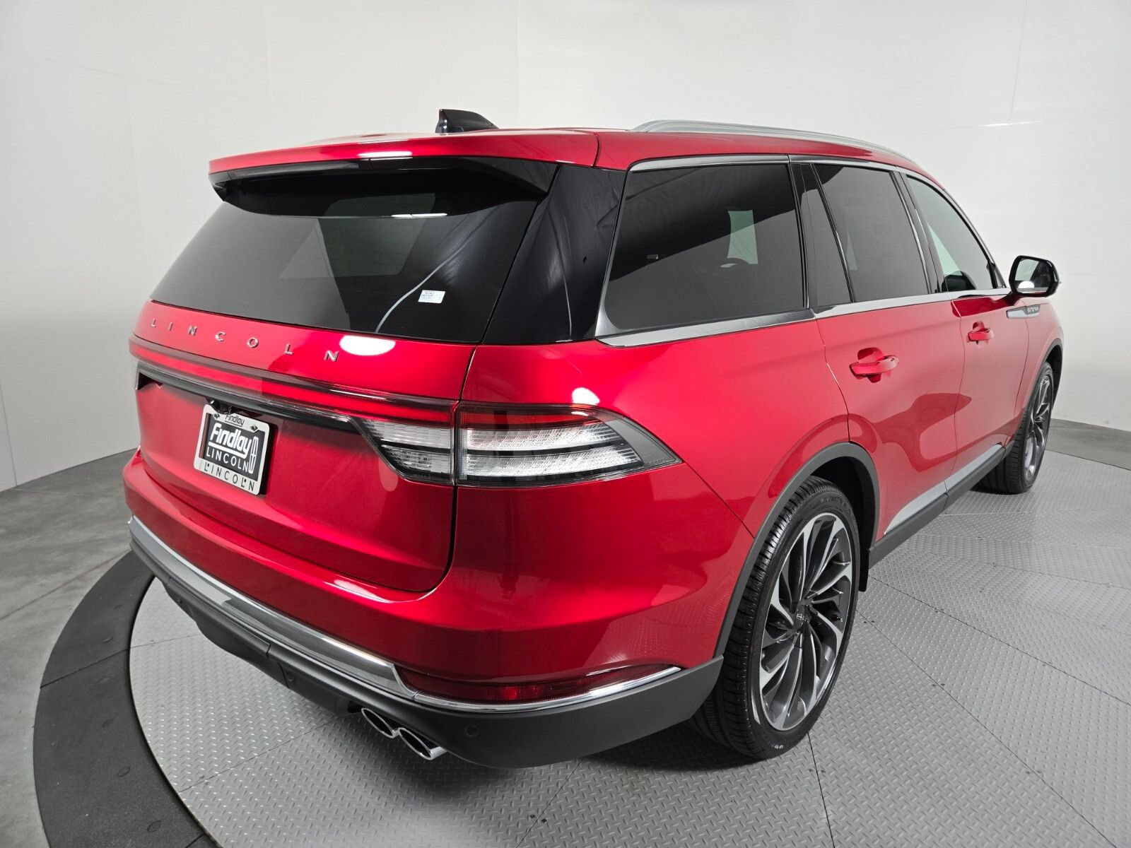 New 2026 Lincoln Aviator Reserve w/ Illumination Package RWD image 4