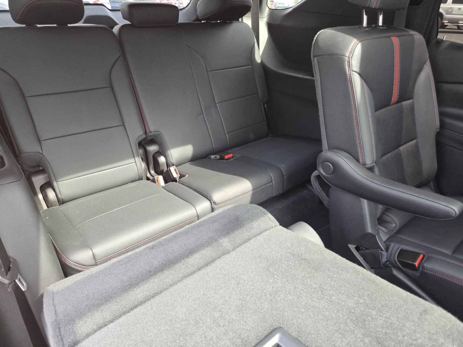 Used 2024 Chevrolet Traverse RS AWD/4WD image 27