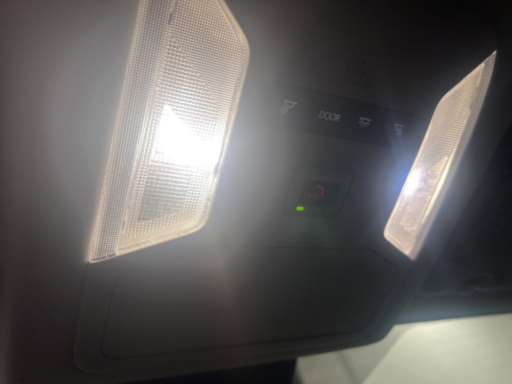 Used 2025 Toyota RAV4 XLE image 13