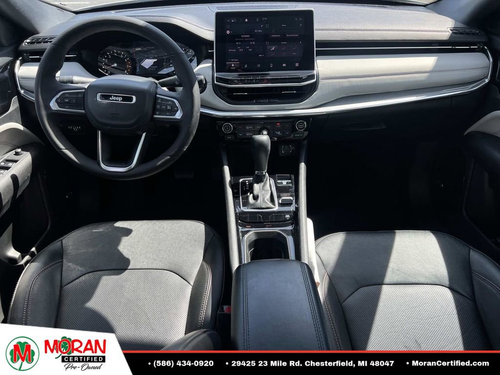 Used 2023 Jeep Compass Limited w/ Sun and Sound Group AWD/4WD image 13