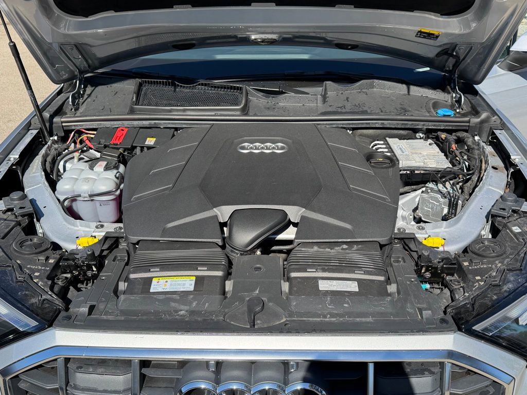 Used 2022 Audi Q7 Premium Plus w/ Premium Plus Package image 12