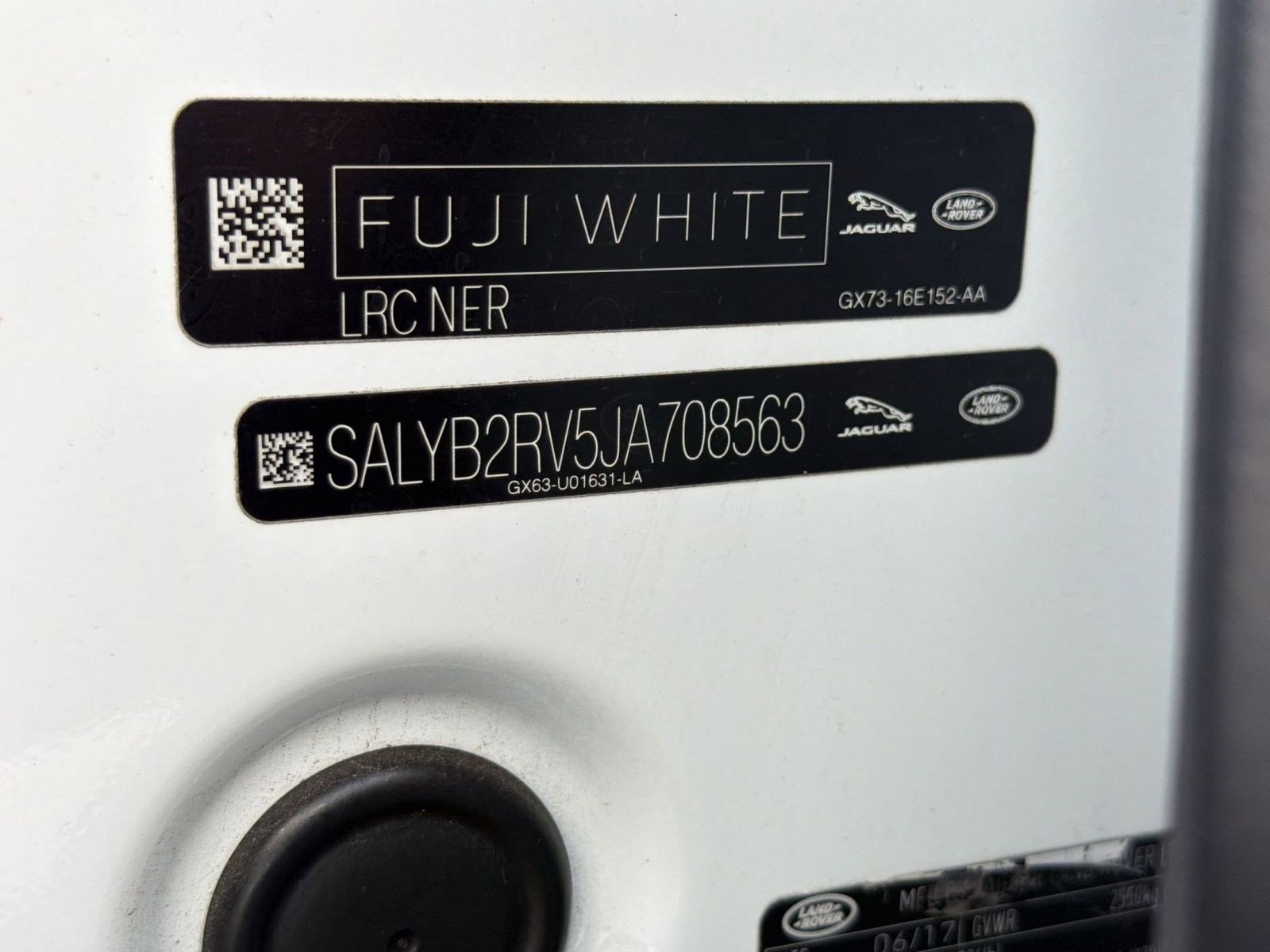 Used 2018 Land Rover Range Rover Velar S image 20