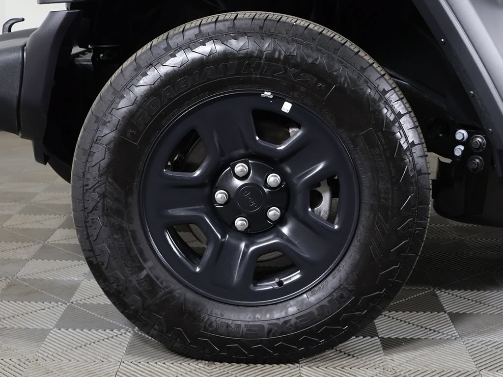 Used 2026 Jeep Wrangler Sport AWD/4WD image 18