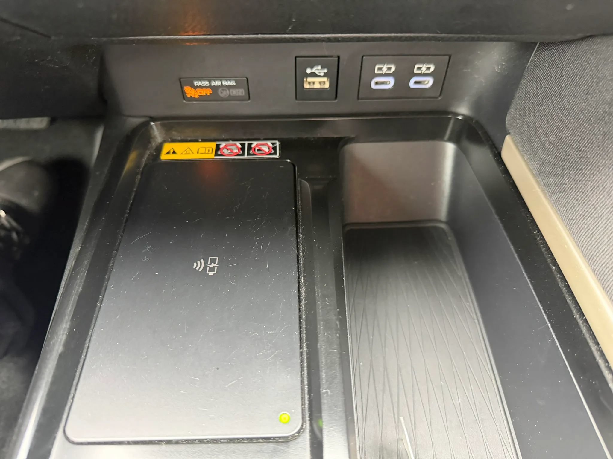 Used 2025 Toyota Camry LE FWD image 22