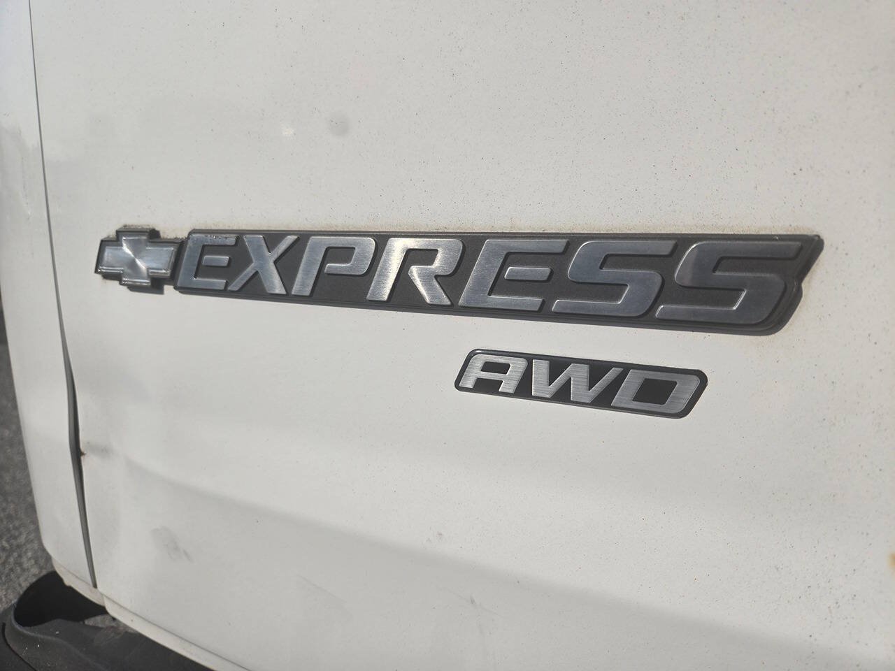 Used 2006 Chevrolet Express 1500 AWD Passenger image 4