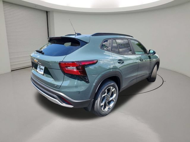 New 2026 Chevrolet Trax LT w/ Sunroof Package FWD image 7