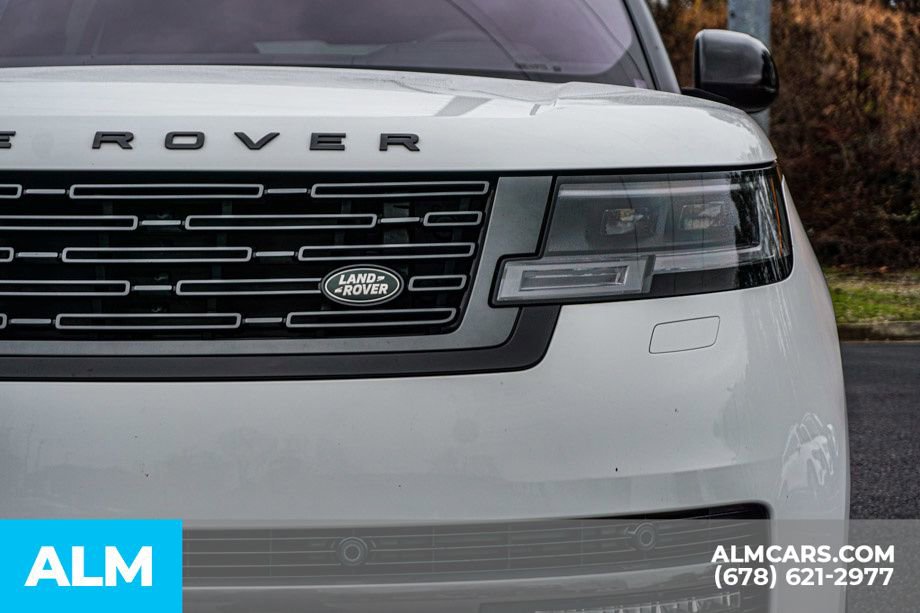 Used 2023 Land Rover Range Rover SE image 11