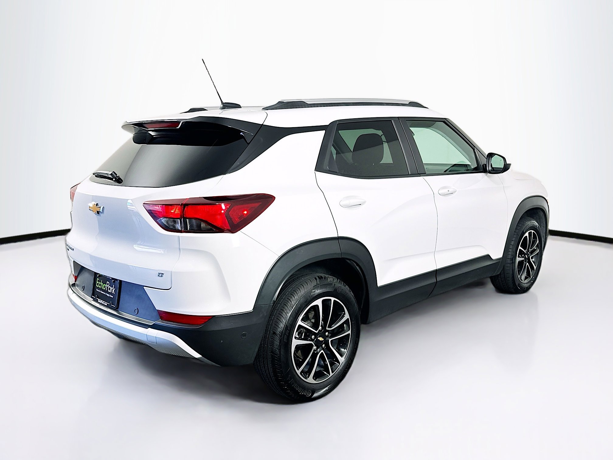 Used 2024 Chevrolet TrailBlazer LT w/ Convenience Package image 9