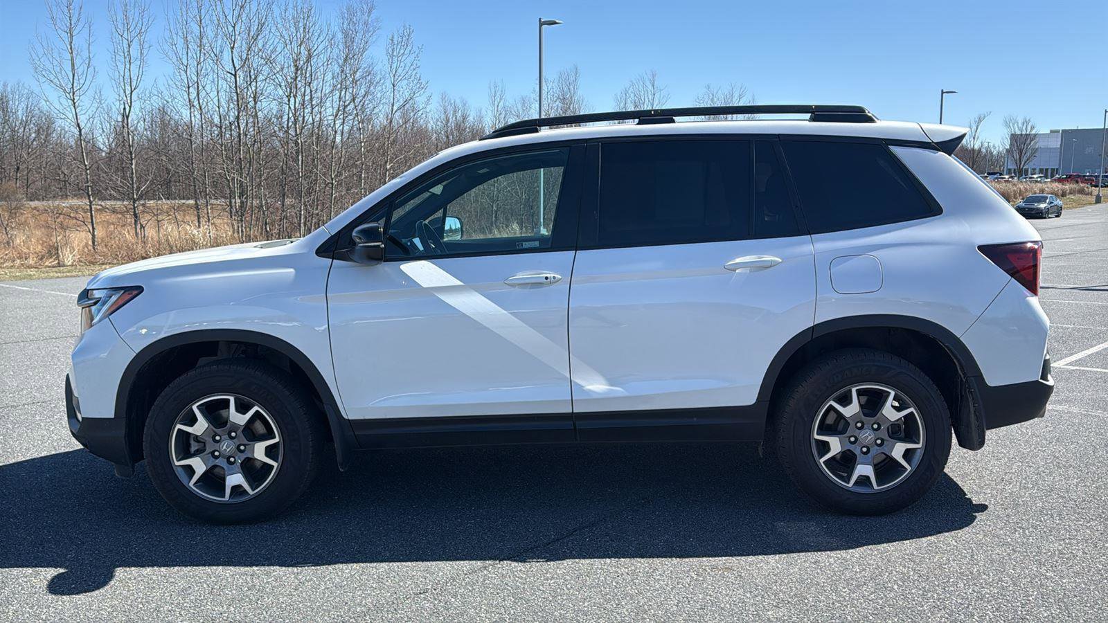 Used 2023 Honda Passport TrailSport image 11