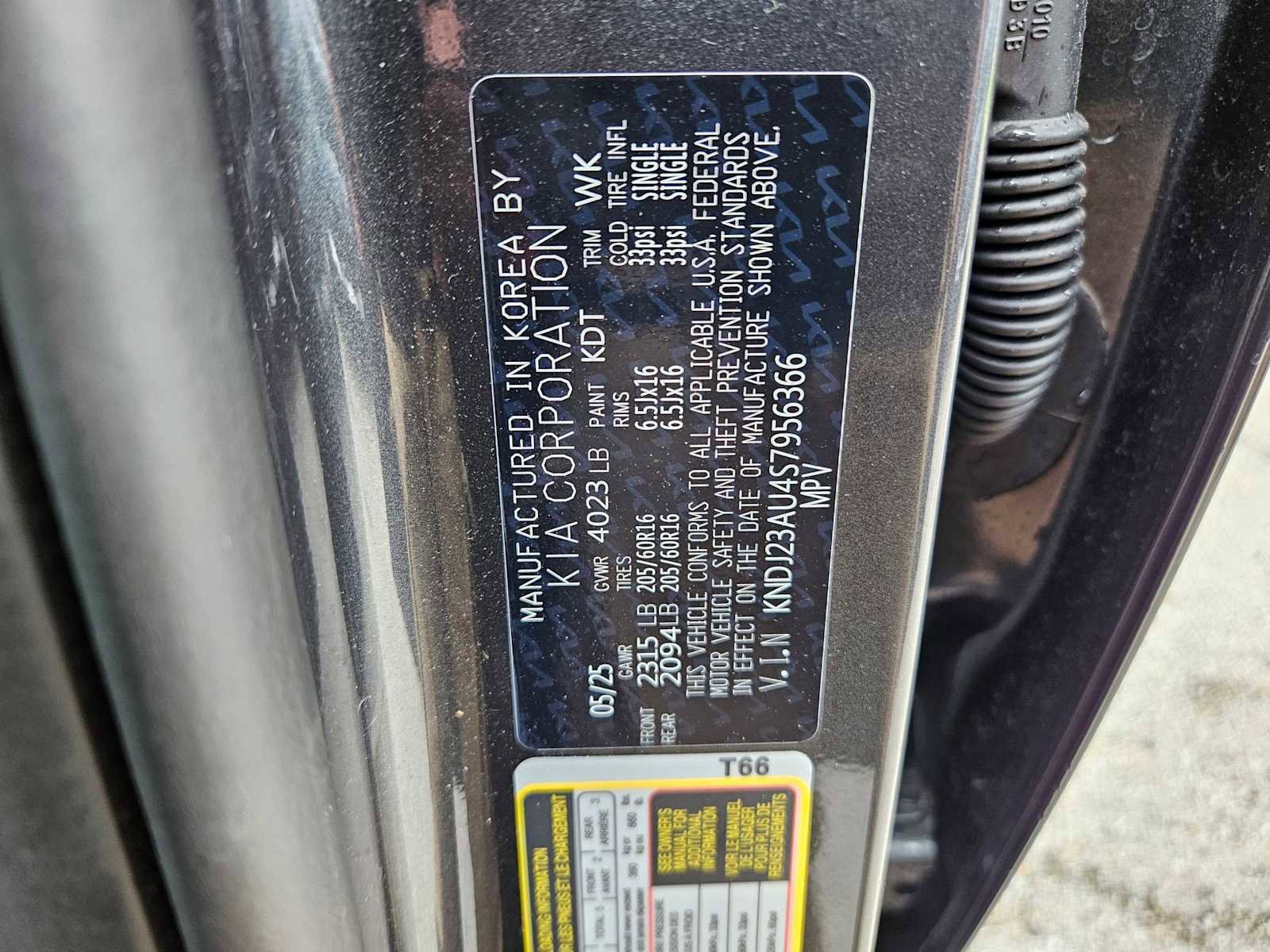 Certified 2025 Kia Soul LX FWD image 25