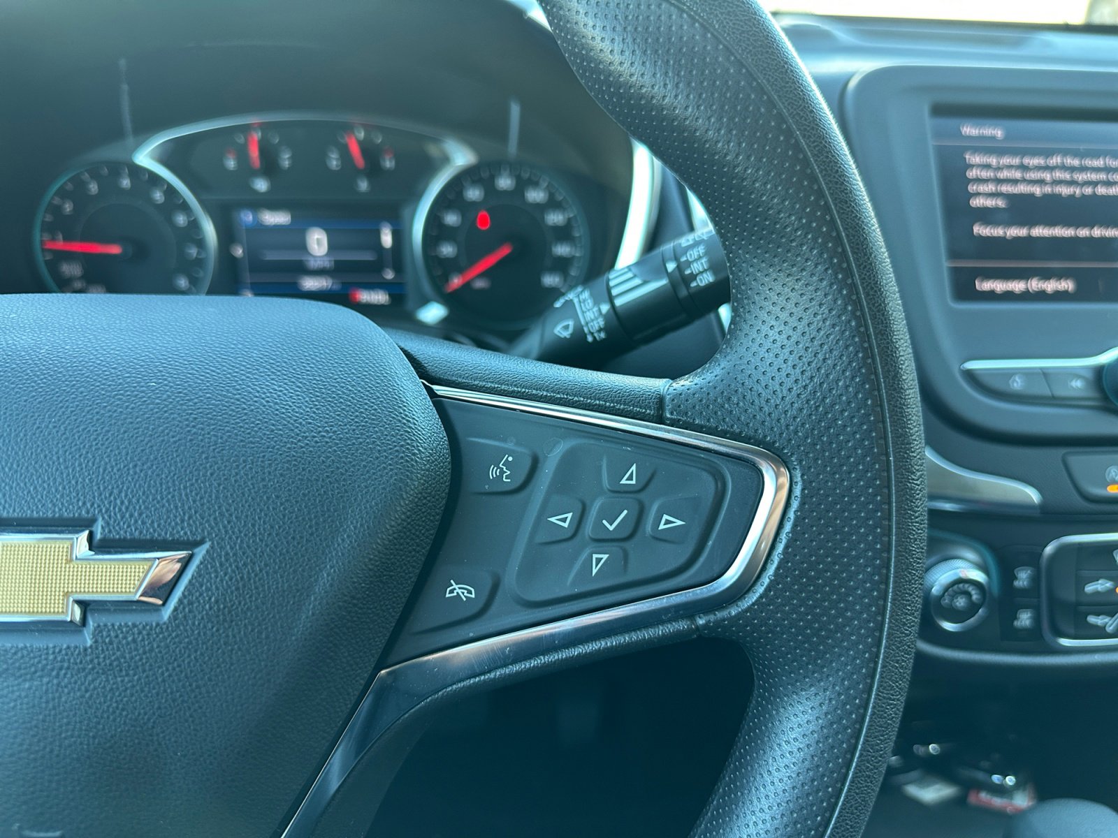 Used 2024 Chevrolet Equinox LT AWD/4WD image 20