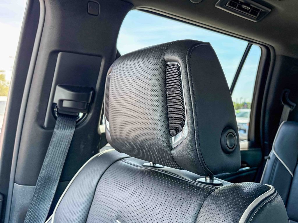 Certified 2022 Cadillac Escalade Sport AWD/4WD image 52