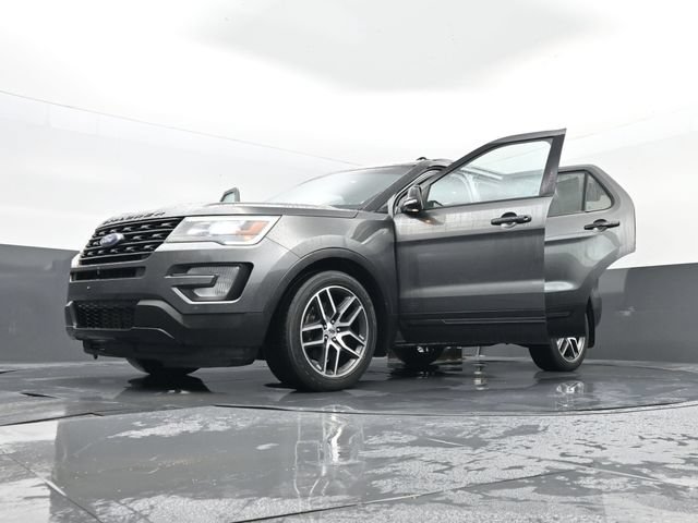 Used 2017 Ford Explorer Sport AWD/4WD image 38