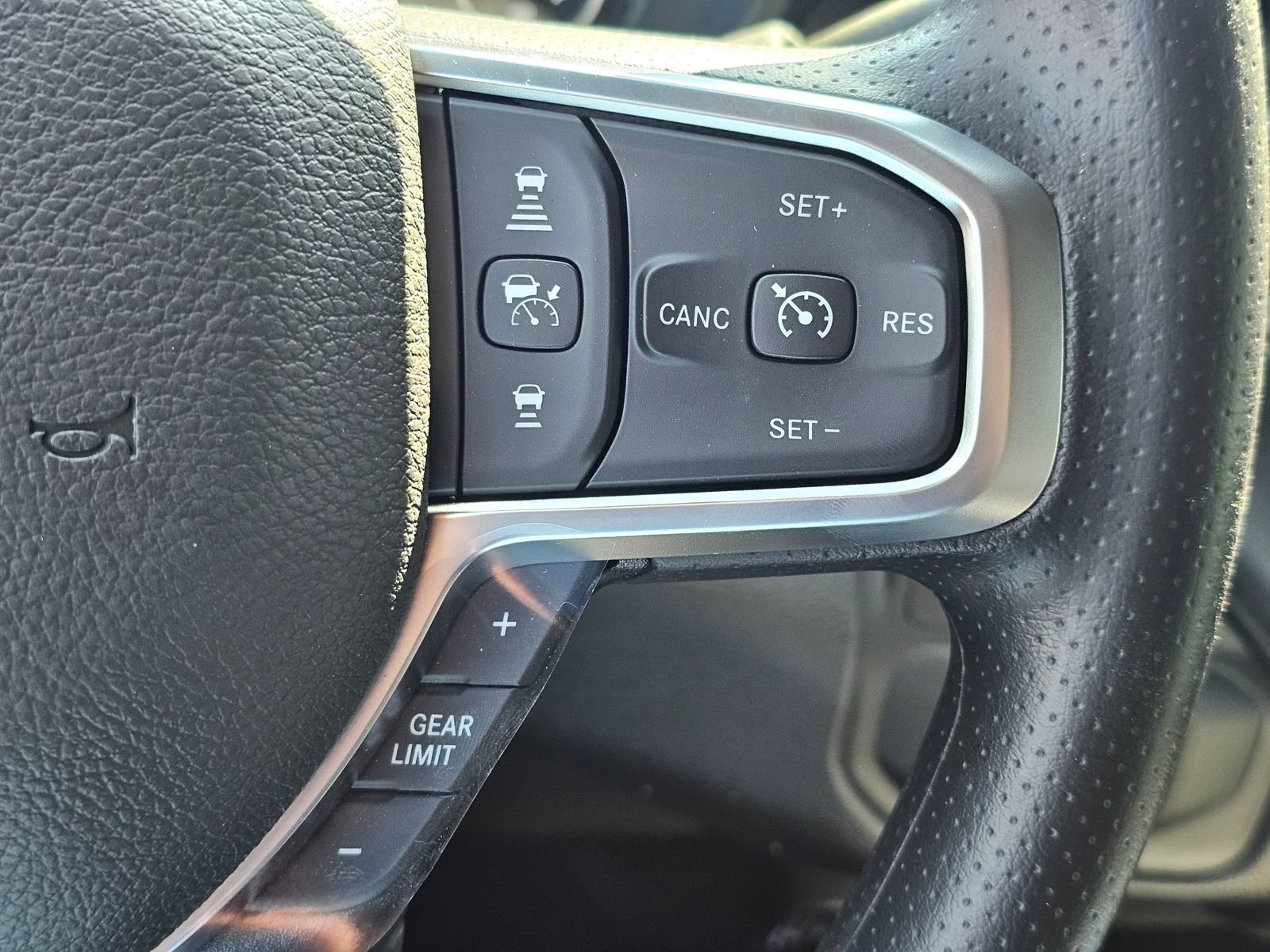 New 2026 RAM 2500 Tradesman AWD/4WD image 17