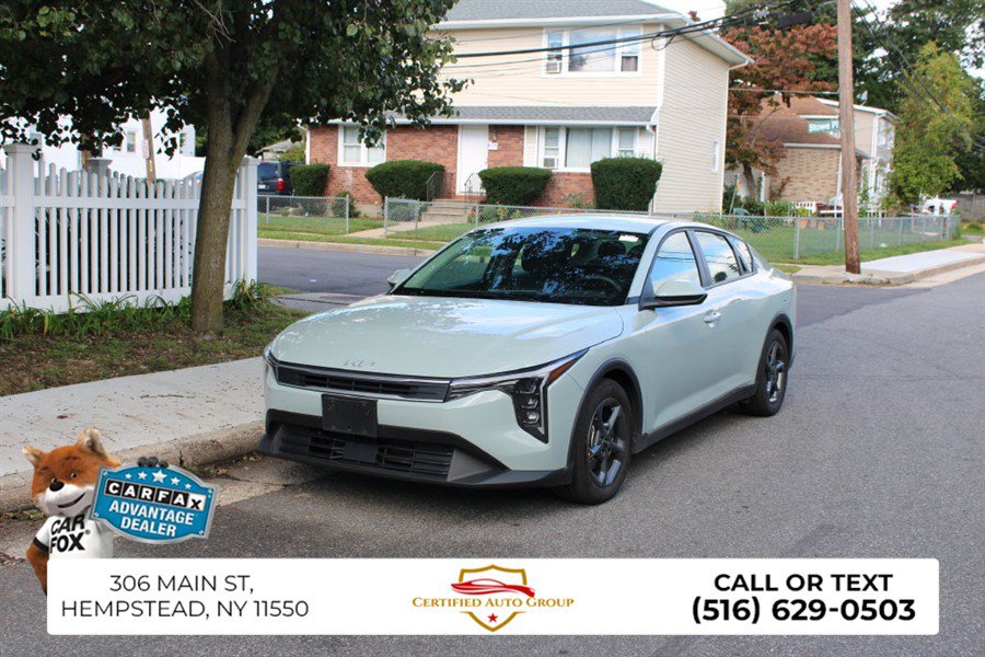 Used 2026 Kia K4 FWD image 2