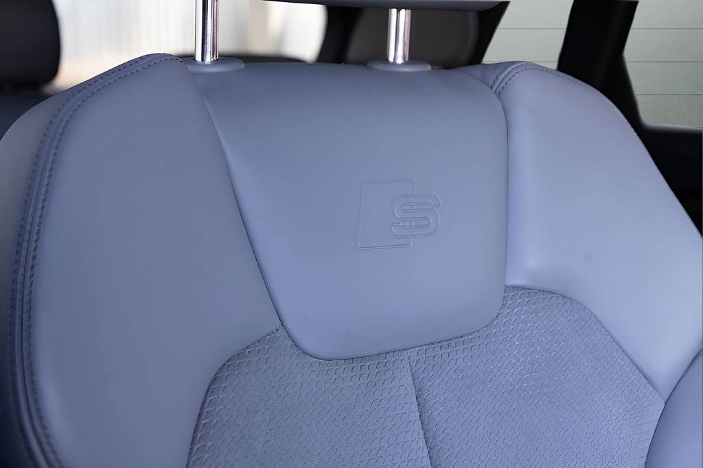 Used 2020 Audi SQ5 Premium Plus w/ Premium Plus Package image 87