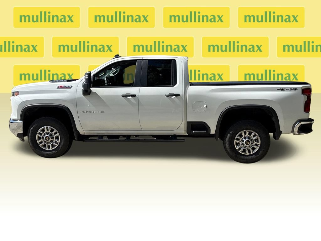 Used 2025 Chevrolet Silverado 2500 W/T AWD/4WD image 10