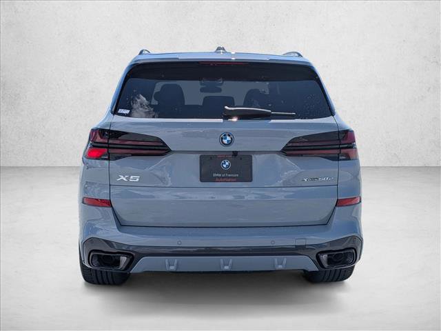 New 2026 BMW X5 xDrive50e w/ M Sport Package AWD/4WD image 8