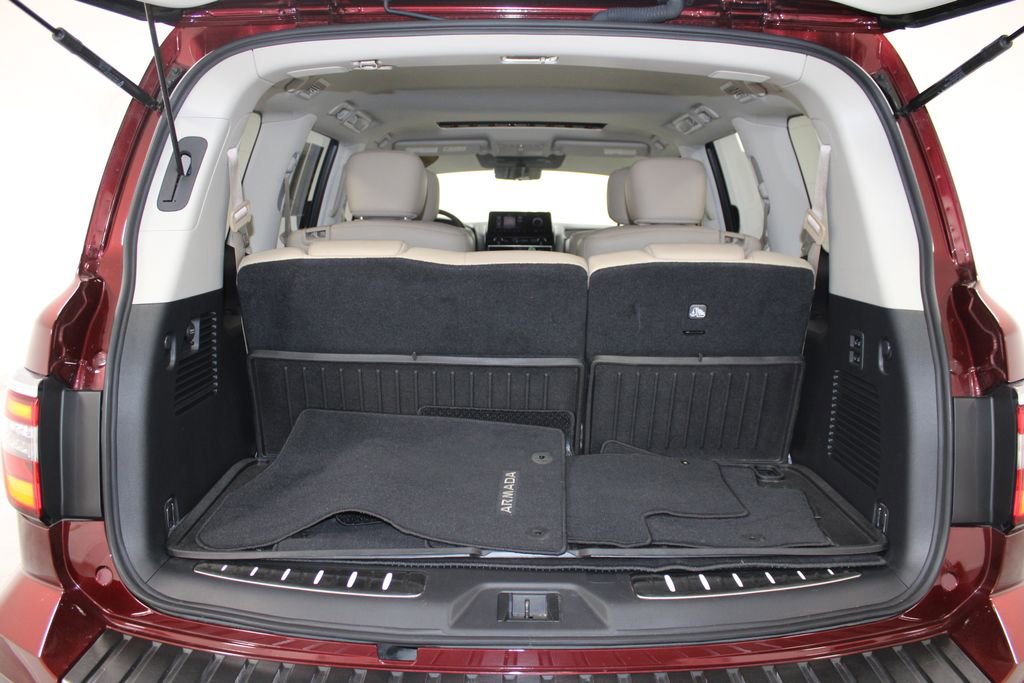 Used 2024 Nissan Armada Platinum w/ Captain's Chairs Package image 16