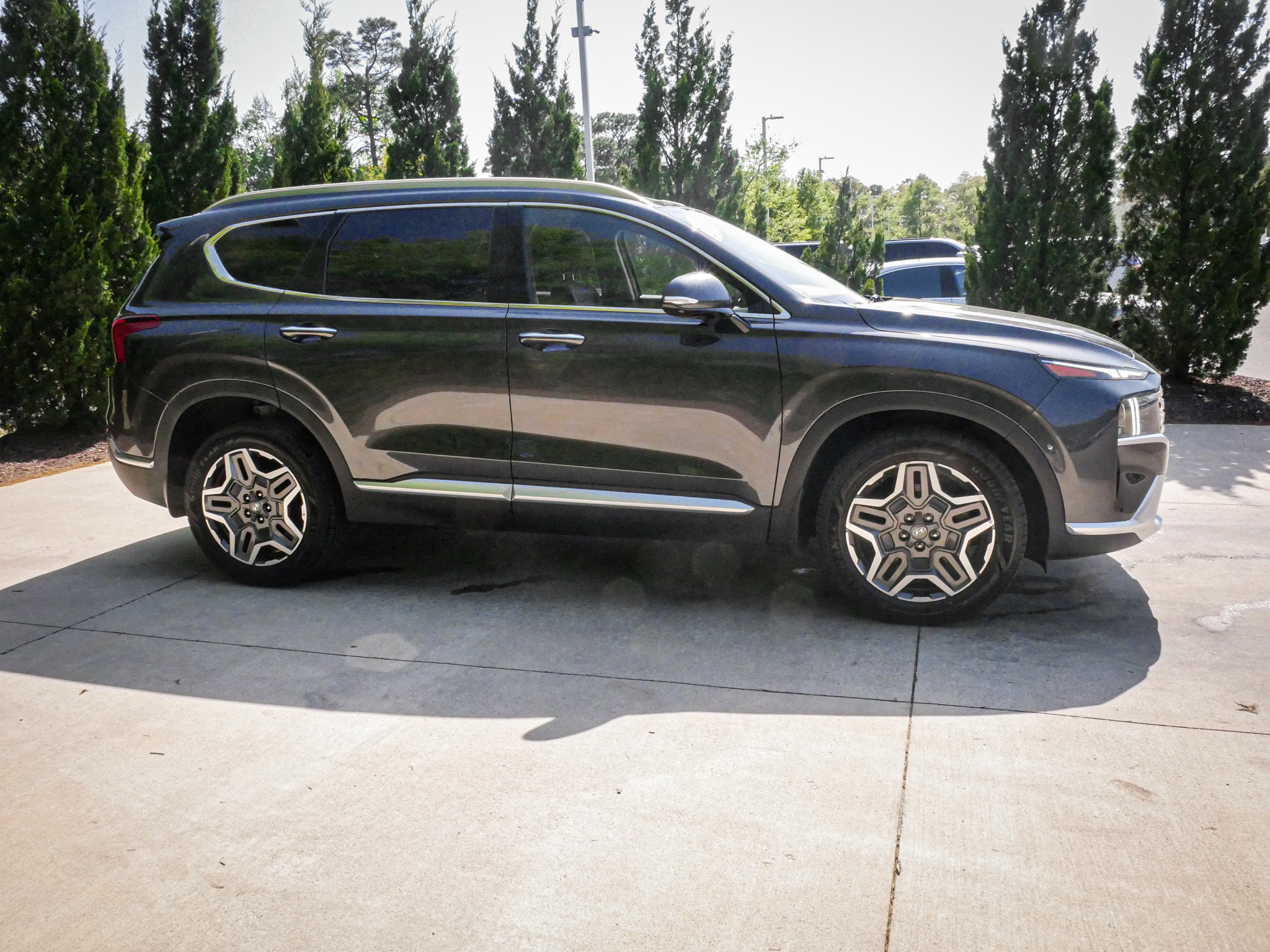 Used 2022 Hyundai Santa Fe Limited image 11