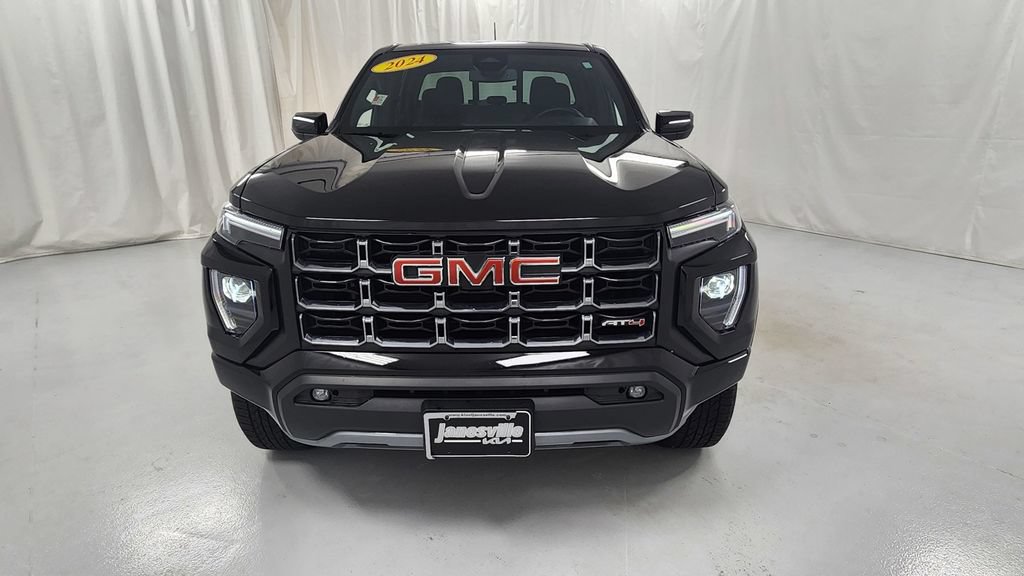 Used 2024 GMC Canyon AT4 AWD/4WD image 8