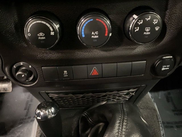 Used 2018 Jeep Wrangler Unlimited Sport S image 18