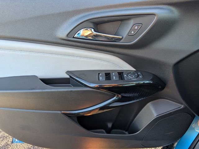 New 2025 Chevrolet Trax LT w/ Driver Confidence Package image 13