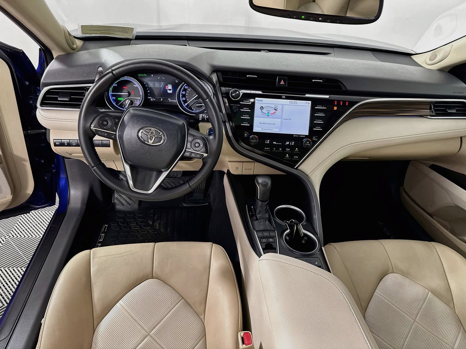 Used 2018 Toyota Camry XLE w/ Audio Package FWD image 19