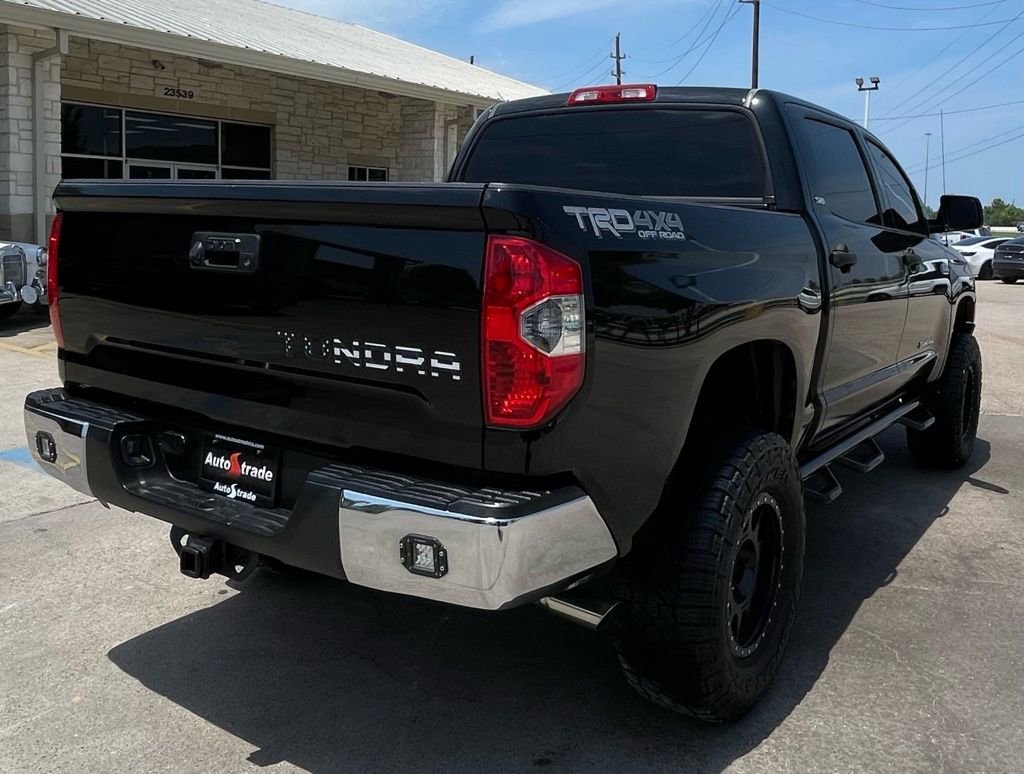 Used 2015 Toyota Tundra SR5 w/ TRD Off Road Package AWD/4WD image 4