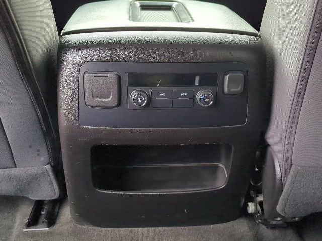 Certified 2018 GMC Yukon SLE w/ Convenience Package image 19