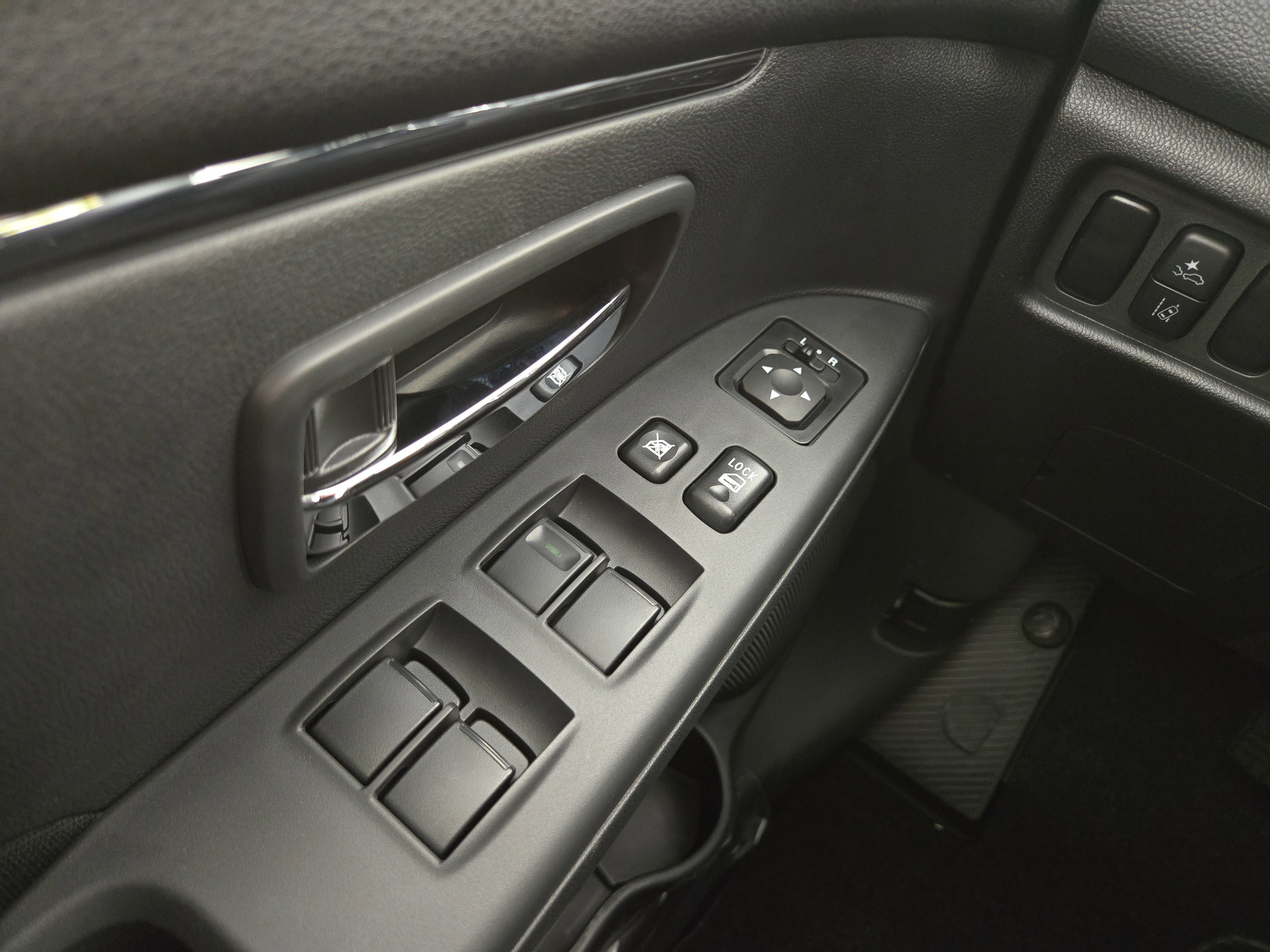 New 2026 Mitsubishi Outlander Sport LE image 25