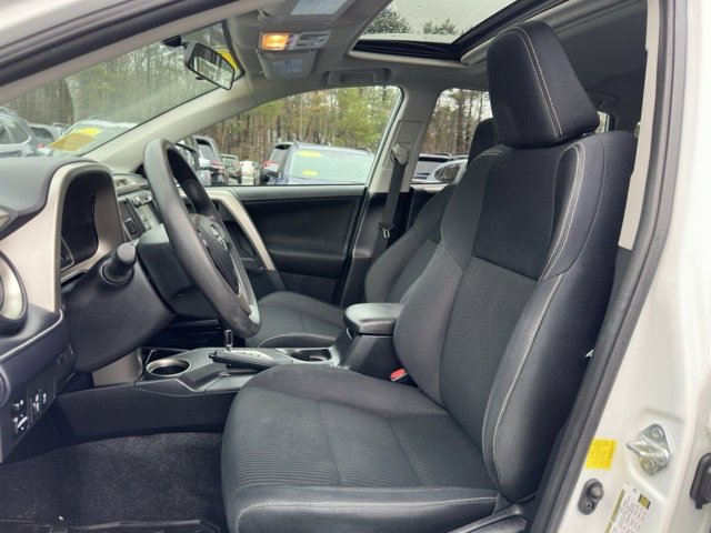 Used 2014 Toyota RAV4 XLE image 18