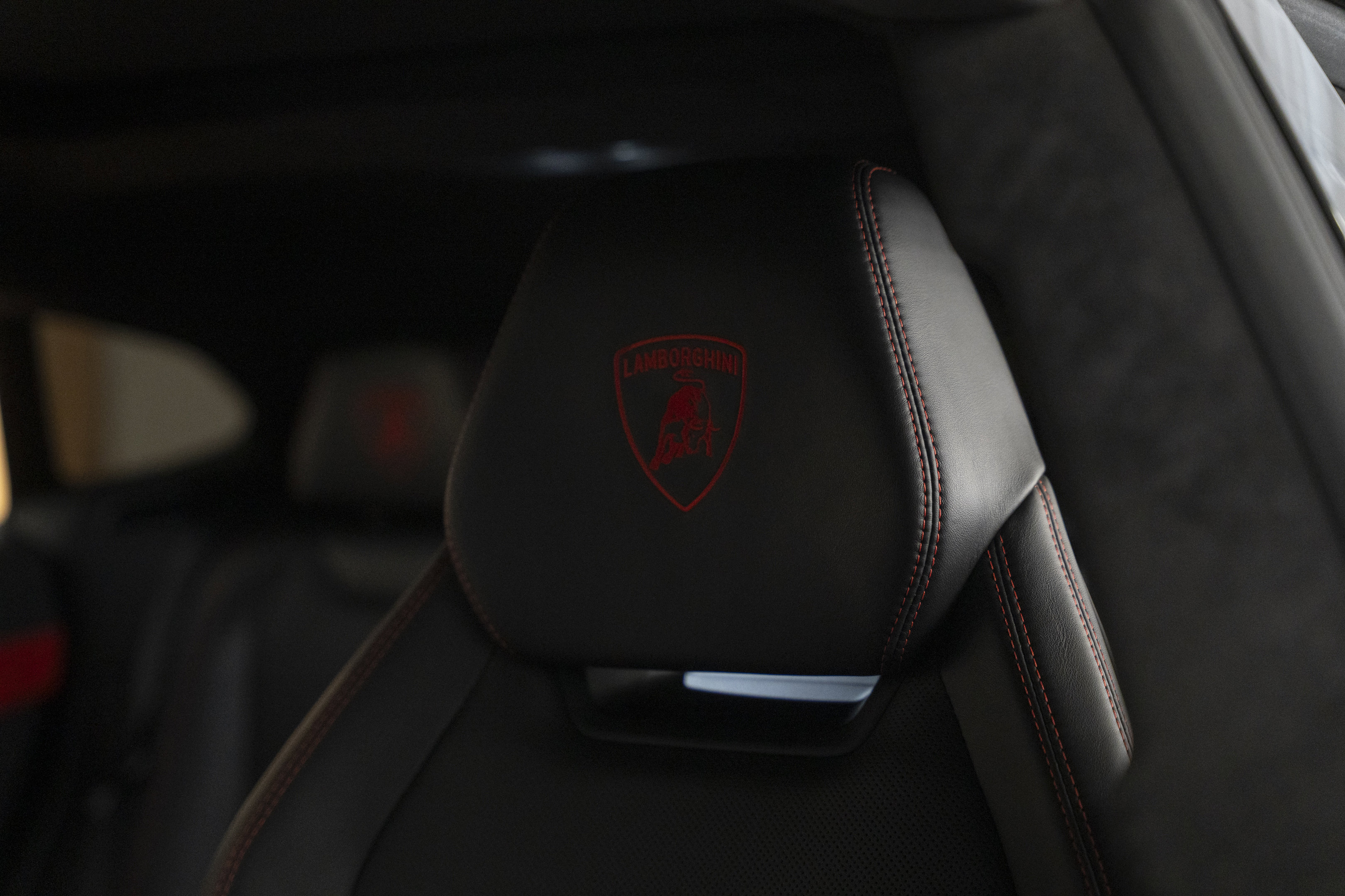 Used 2021 Lamborghini Urus AWD image 27