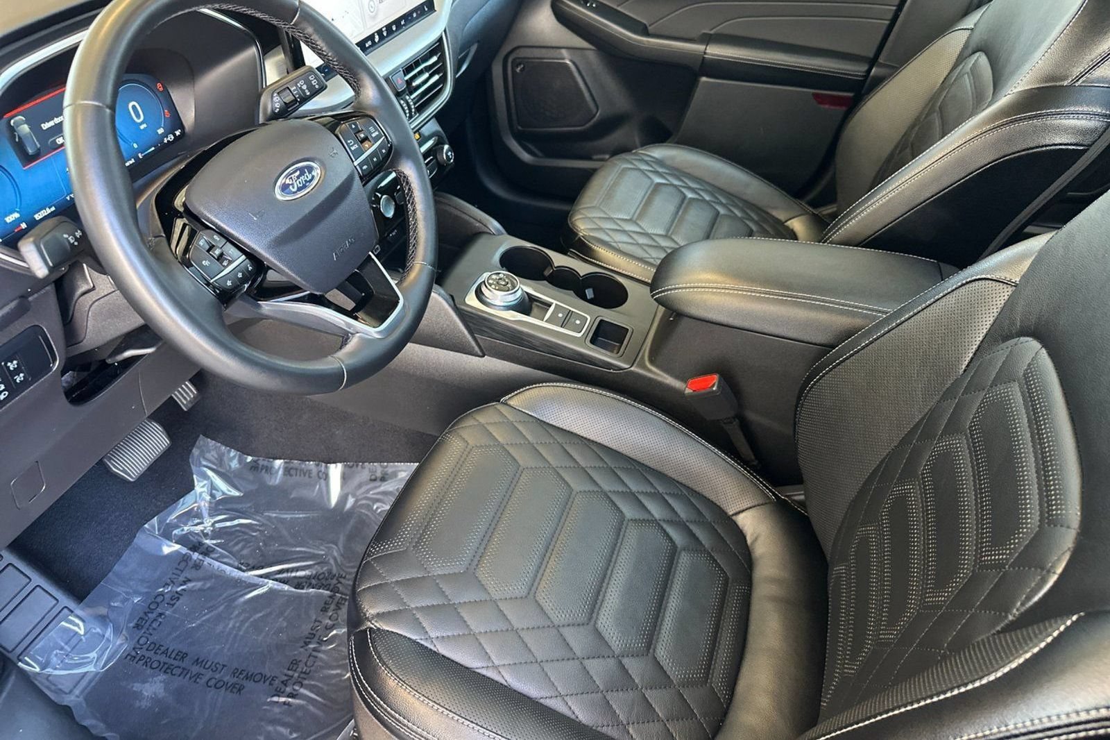 Used 2024 Ford Escape Platinum w/ Premium Technology Package AWD/4WD image 10