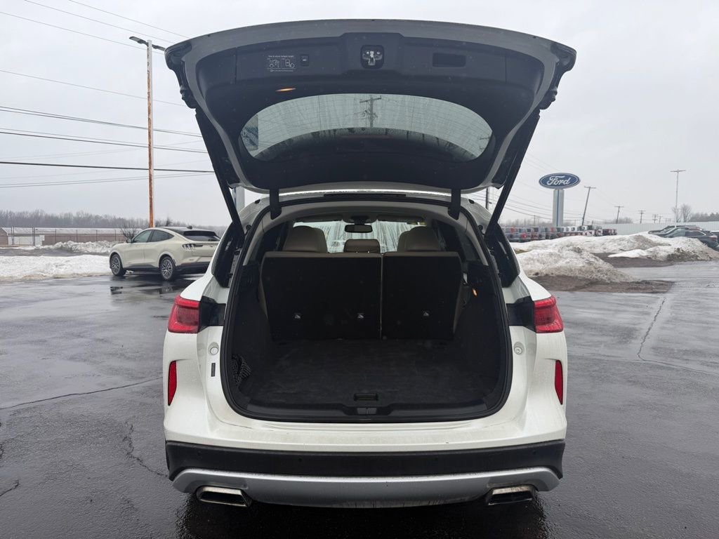 Used 2019 INFINITI QX50 Essential w/ Premium Heat Package image 5