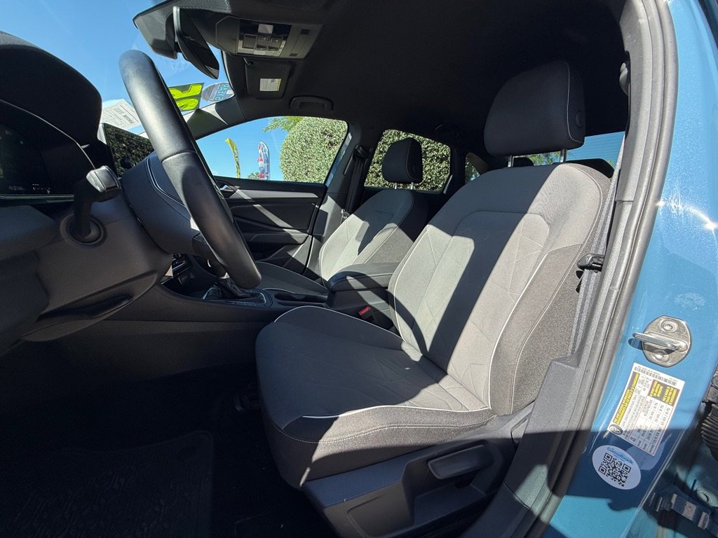 Used 2025 Volkswagen Jetta Sport image 10