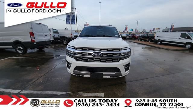 Used 2023 Ford Expedition Max Platinum AWD/4WD image 3
