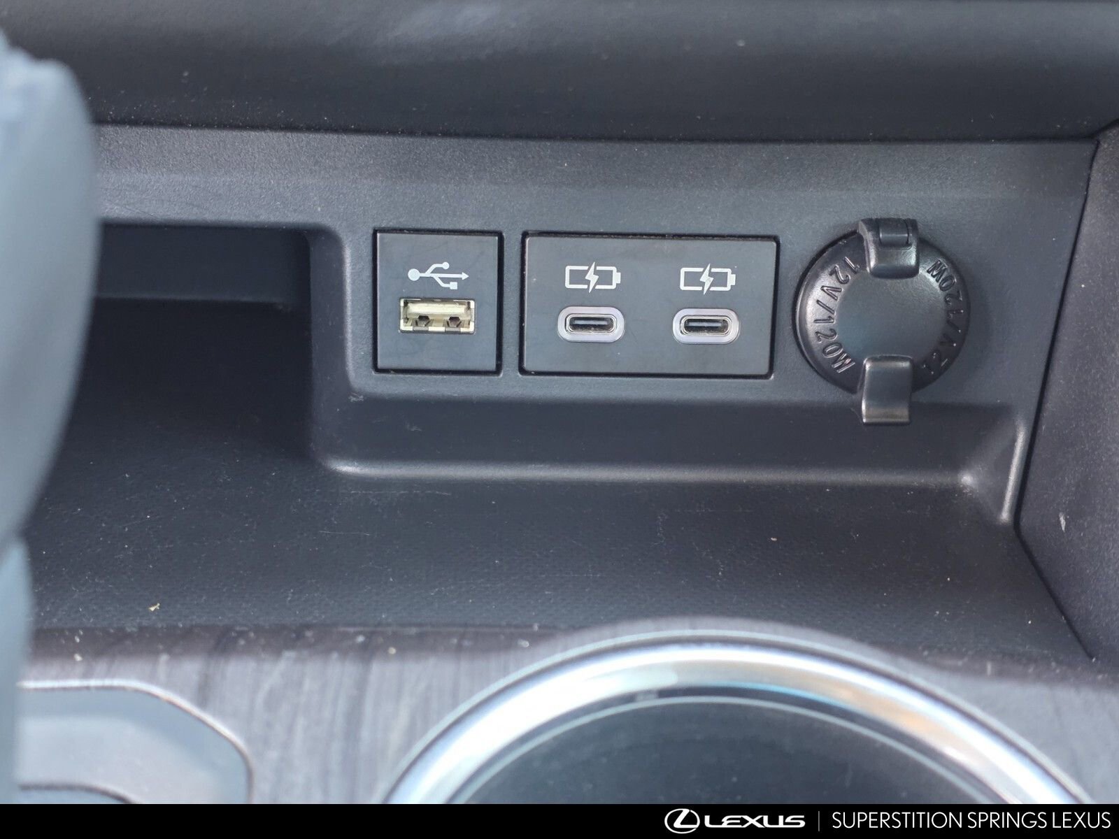 Used 2023 Toyota Highlander Platinum image 21