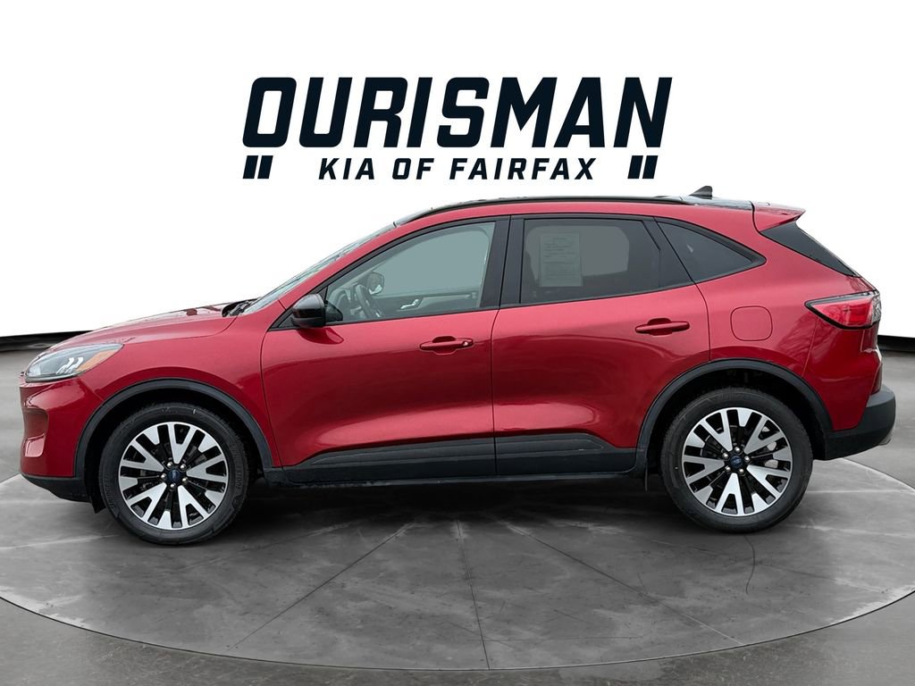 Used 2020 Ford Escape SE Sport image 3