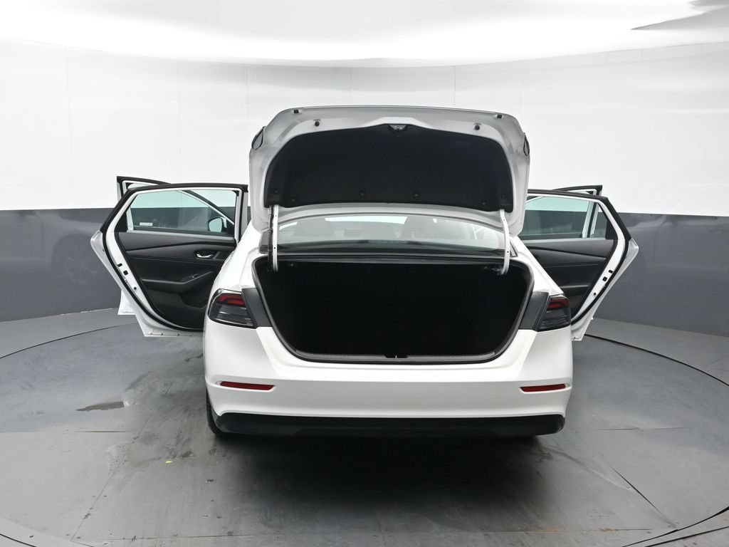 Certified 2024 Honda Accord EX image 48