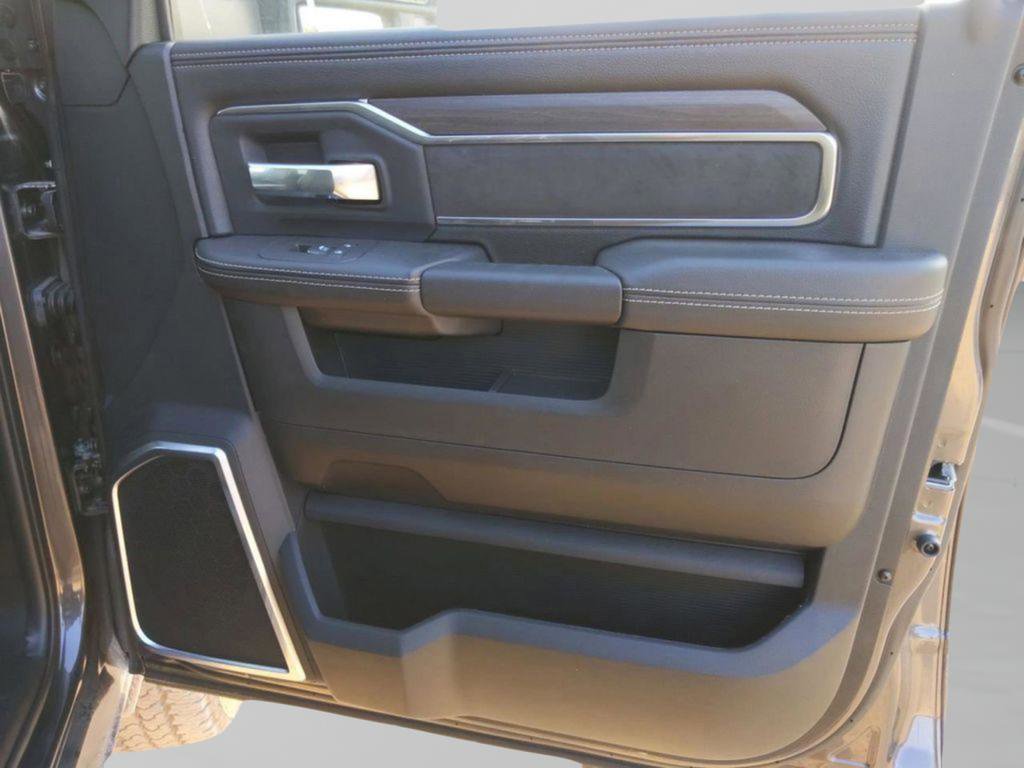 New 2026 RAM 2500 Laramie w/ Night Edition image 40