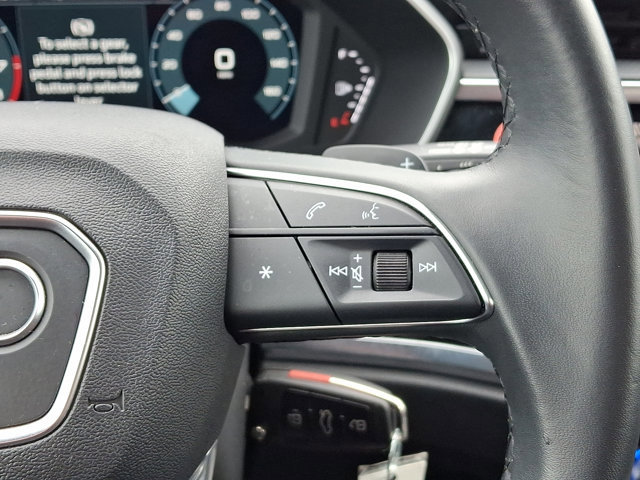 Used 2025 Audi Q3 2.0T Premium image 23